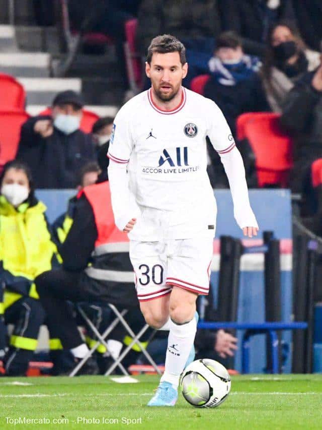 cropped-Lionel-Messi-PSG.jpg