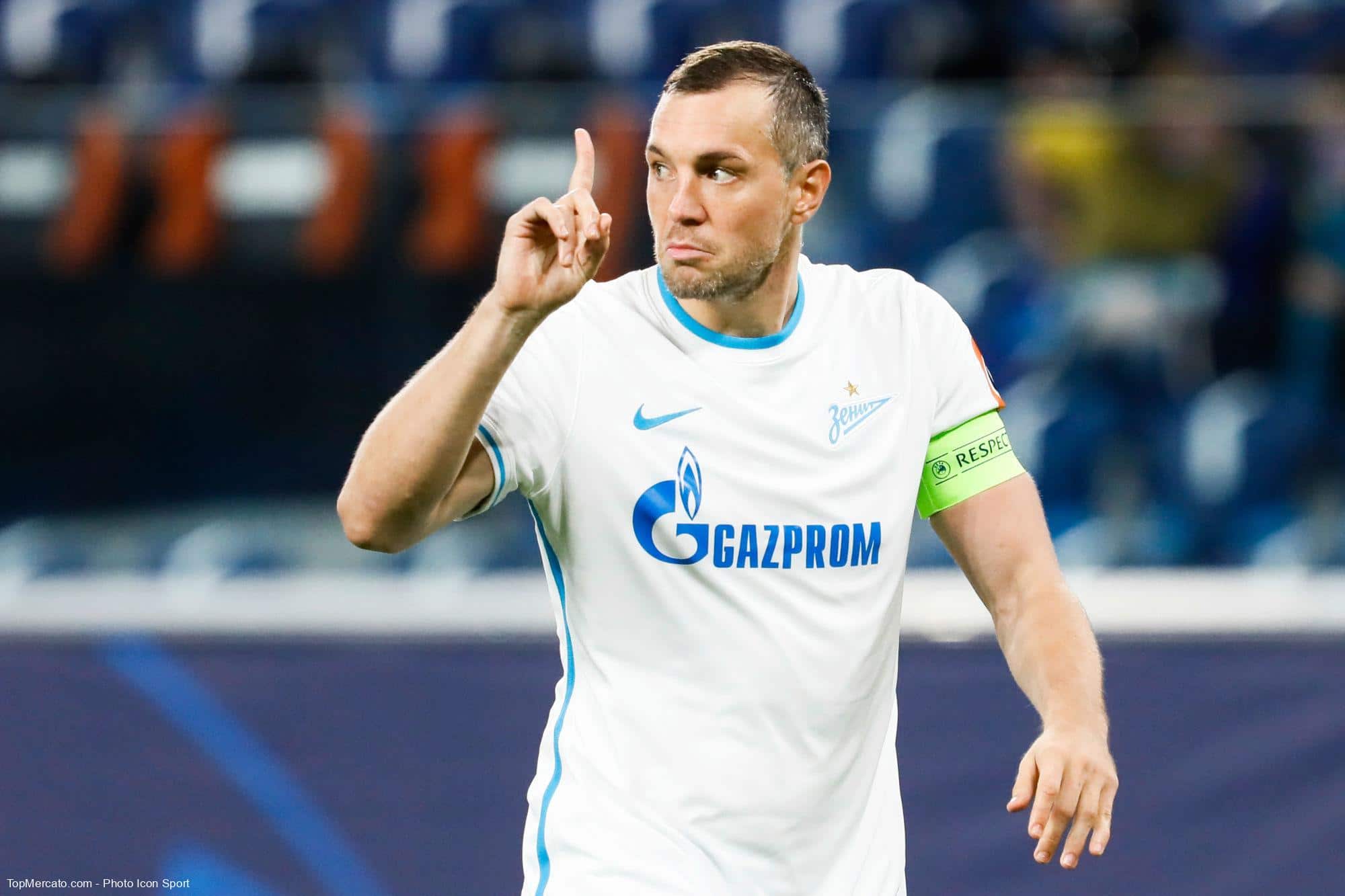 Artem Dzyuba, Zénith Saint-Pétersbourg