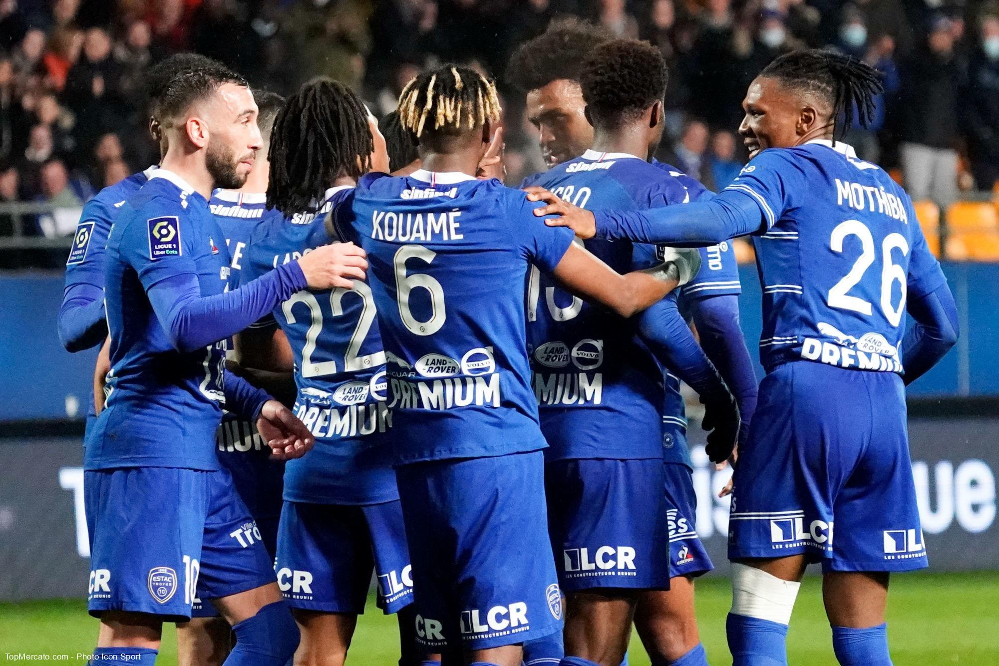 Ligue 1 : les supporters de Troyes pris pour cible à Nice