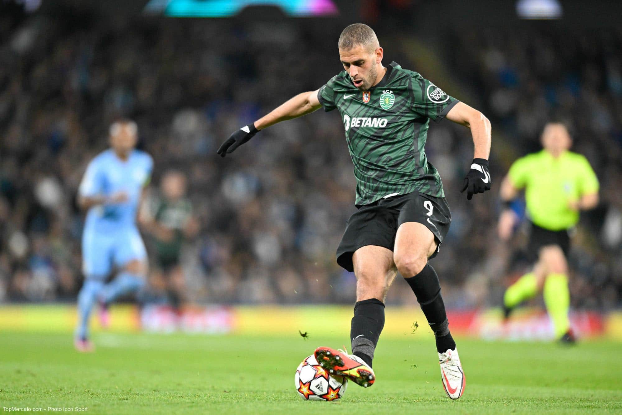 Brest : Islam Slimani revient dans l'Hexagone