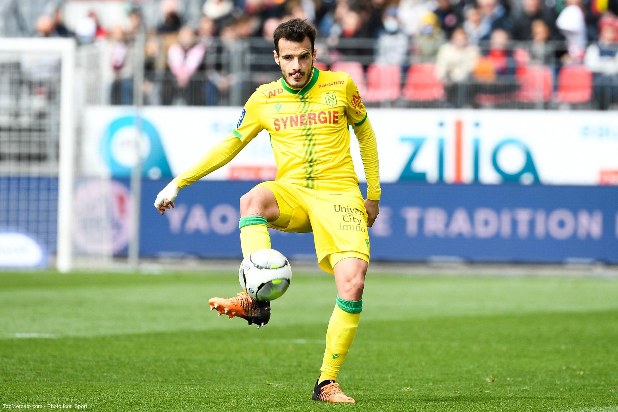 Nantes : Chirivella rempile chez les Canaris