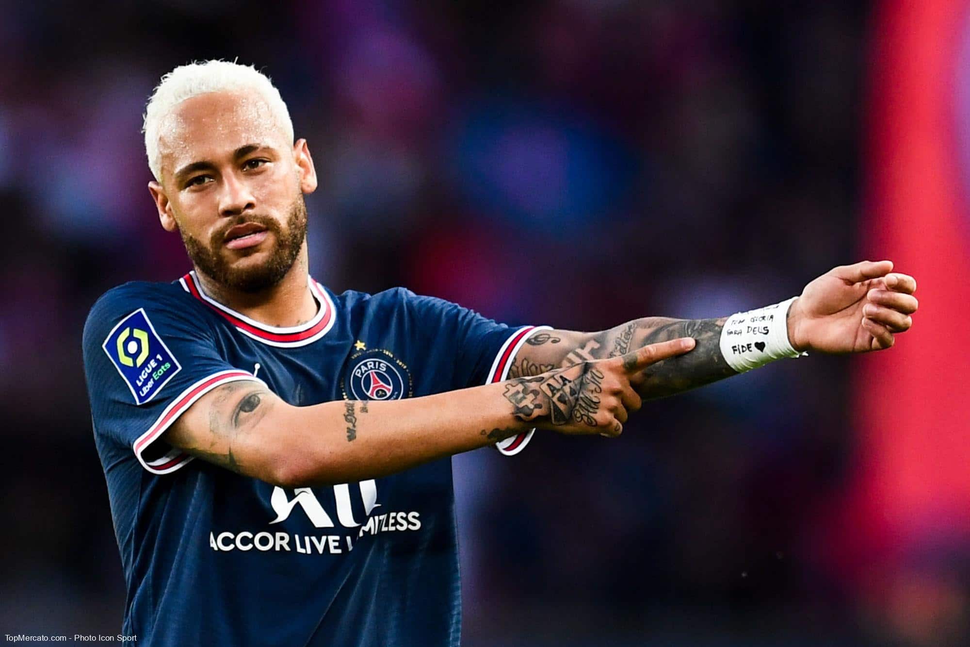 PSG : le clan Neymar persiste et signe pour le futur de la star