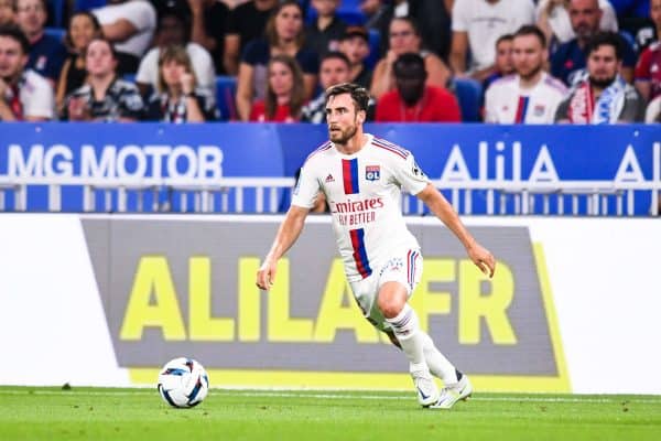 OL : Tagliafico répond à une polémique