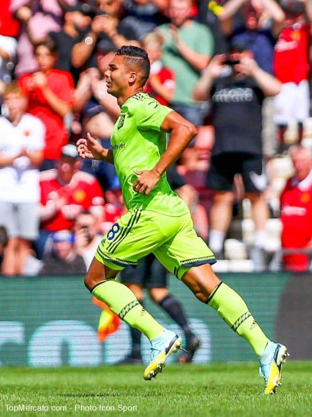 cropped-Casemiro-Manchester-United-Man-Utd-MU.jpg
