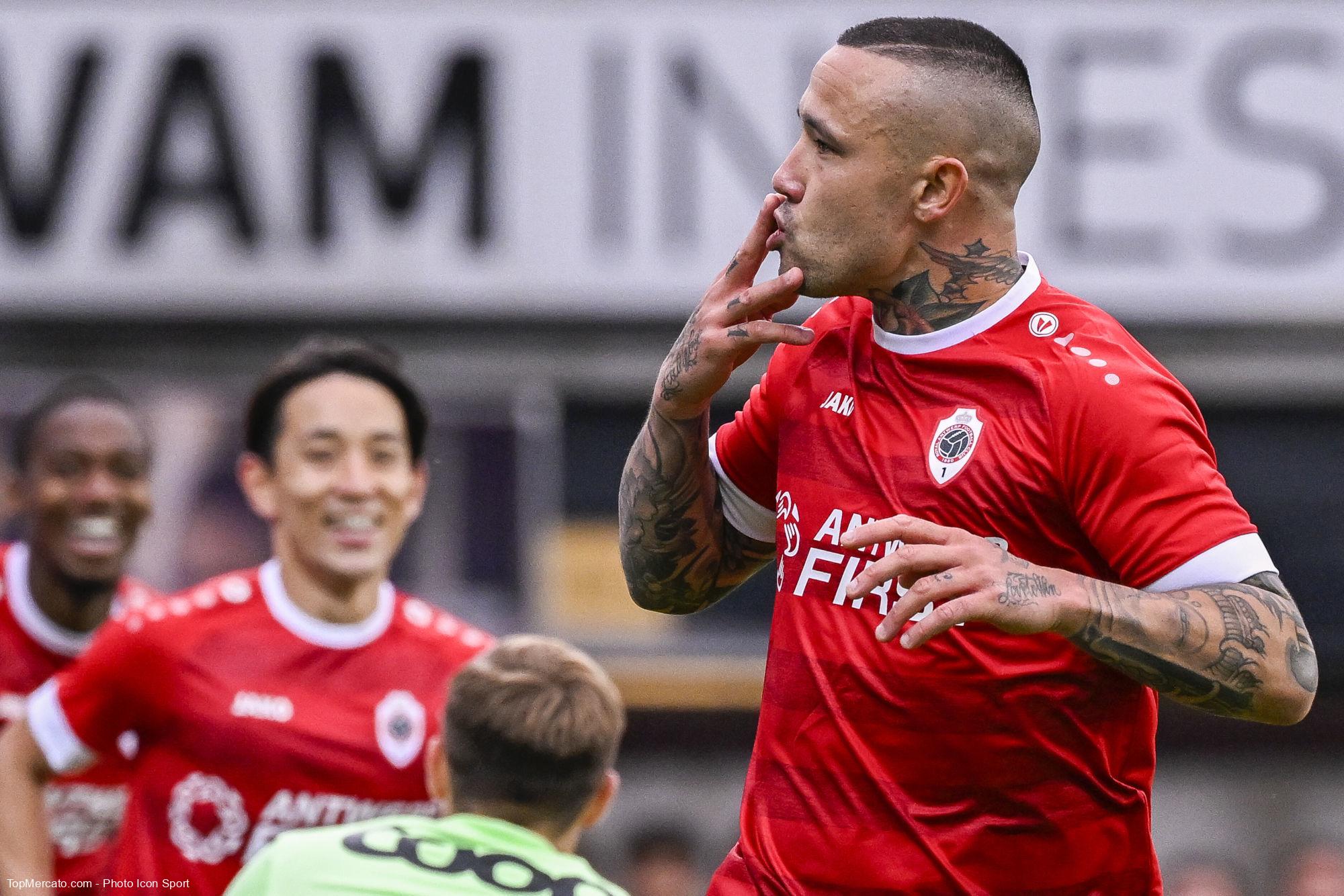 Antwerp : Nainggolan suspendu par son club pour une raison absurde