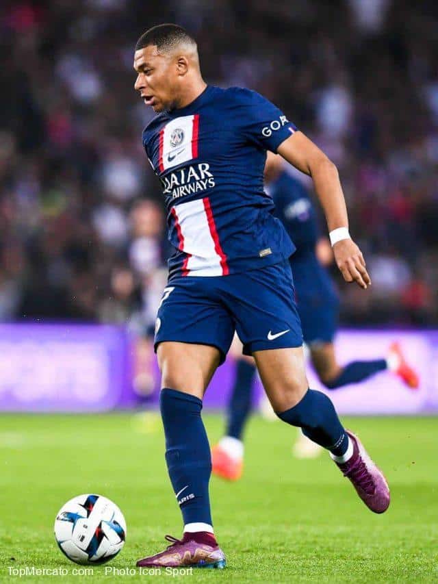 cropped-Kylian-Mbappe-PSG-Paris-Saint-Germain-Paris.jpg