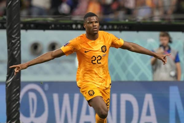 Denzel Dumfries, Pays-Bas Coupe du monde