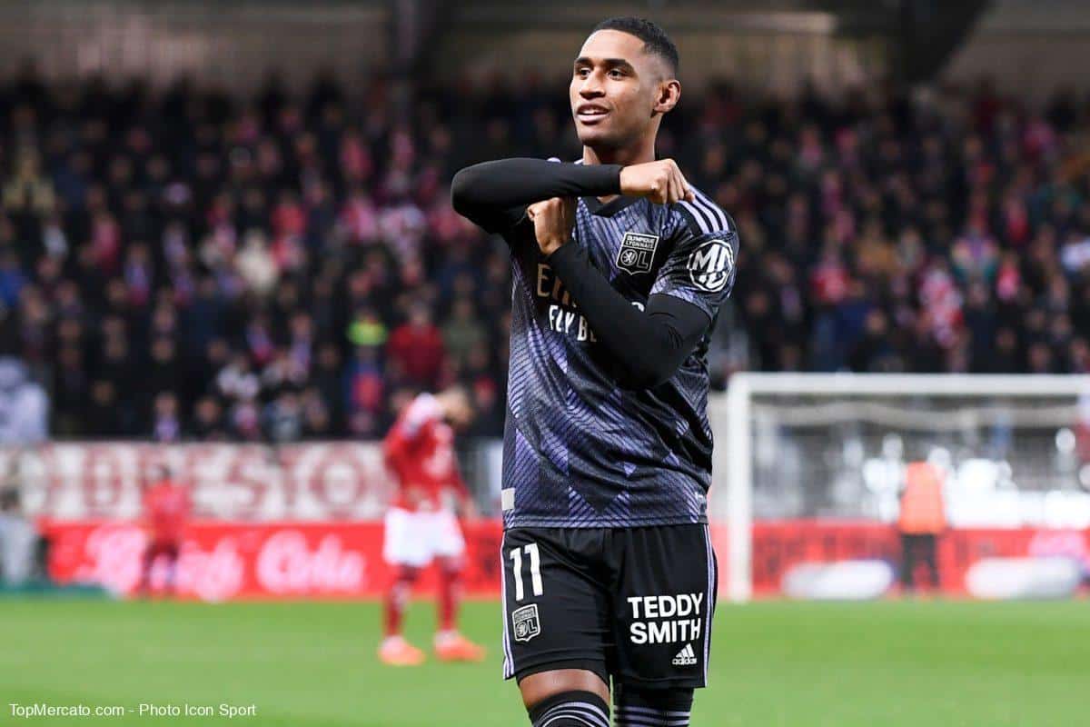 Tetê, Olympique Lyonnais
