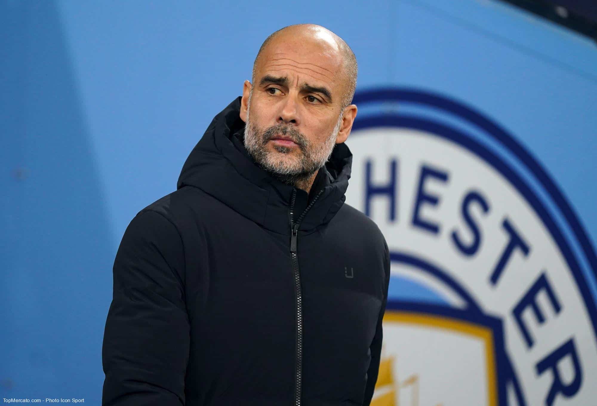 Manchester City : Guardiola allume les journalistes