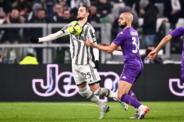 Manchester United : deux opportunités se rapprochent