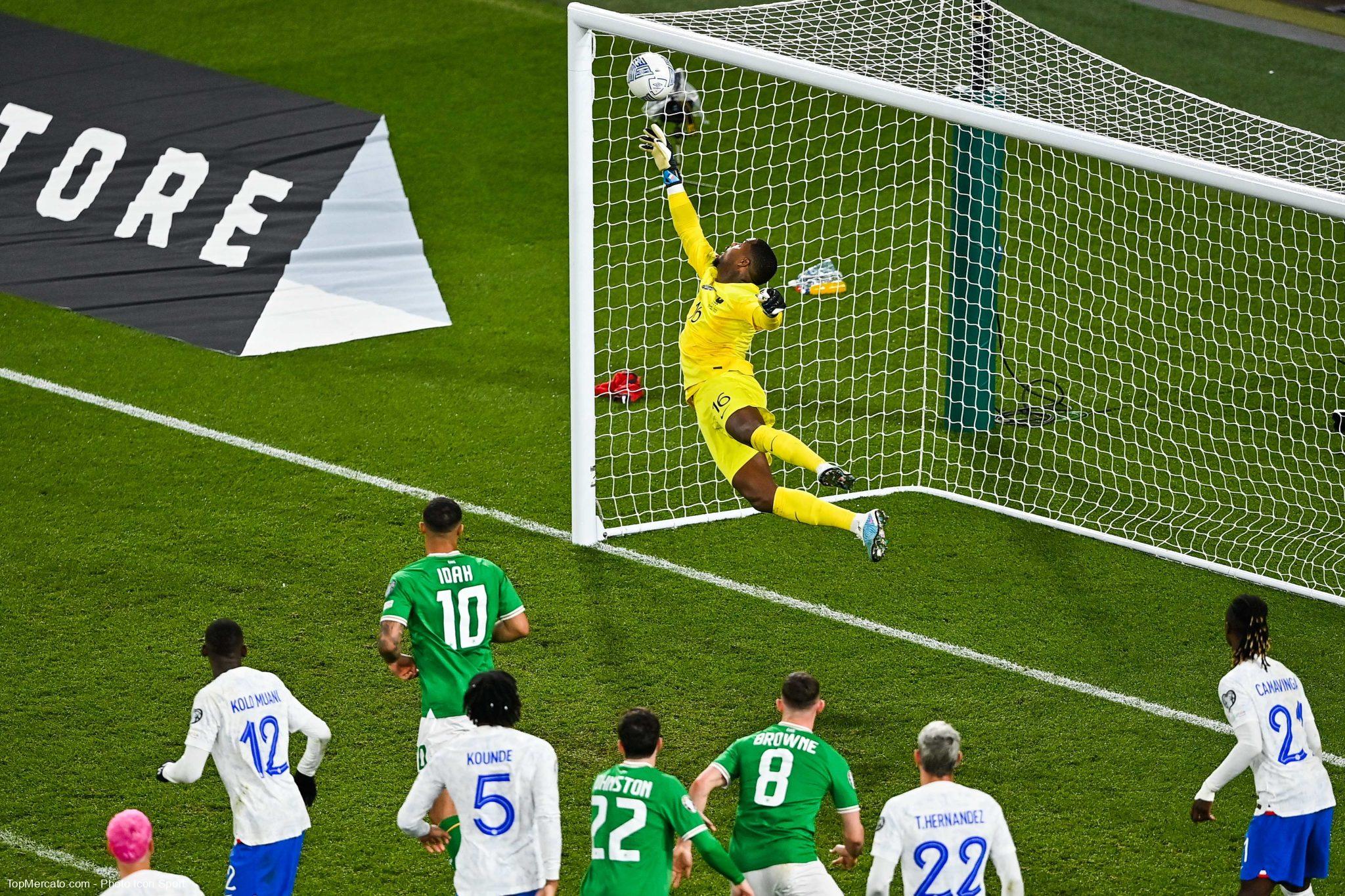 Equipe de France : L'arrêt de Maignan choque les Bleus !