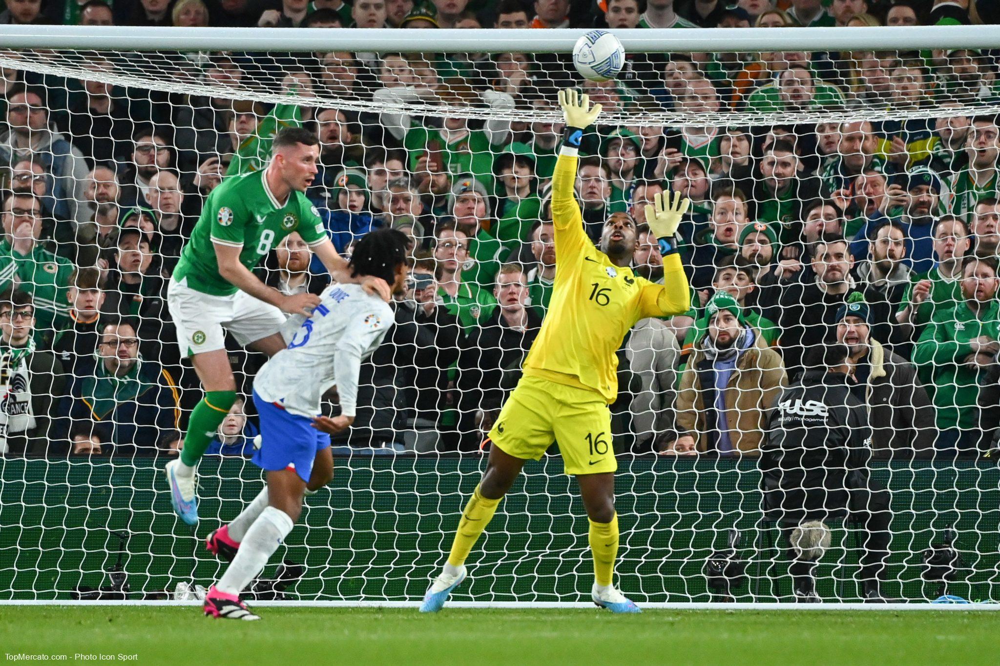 Le bijou de Pavard, Maignan le super-héros, une attaque en panne&. Les Tops et les Flops d'Irlande-France