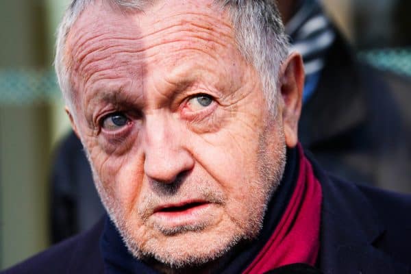 OL : Aulas se paye Textor