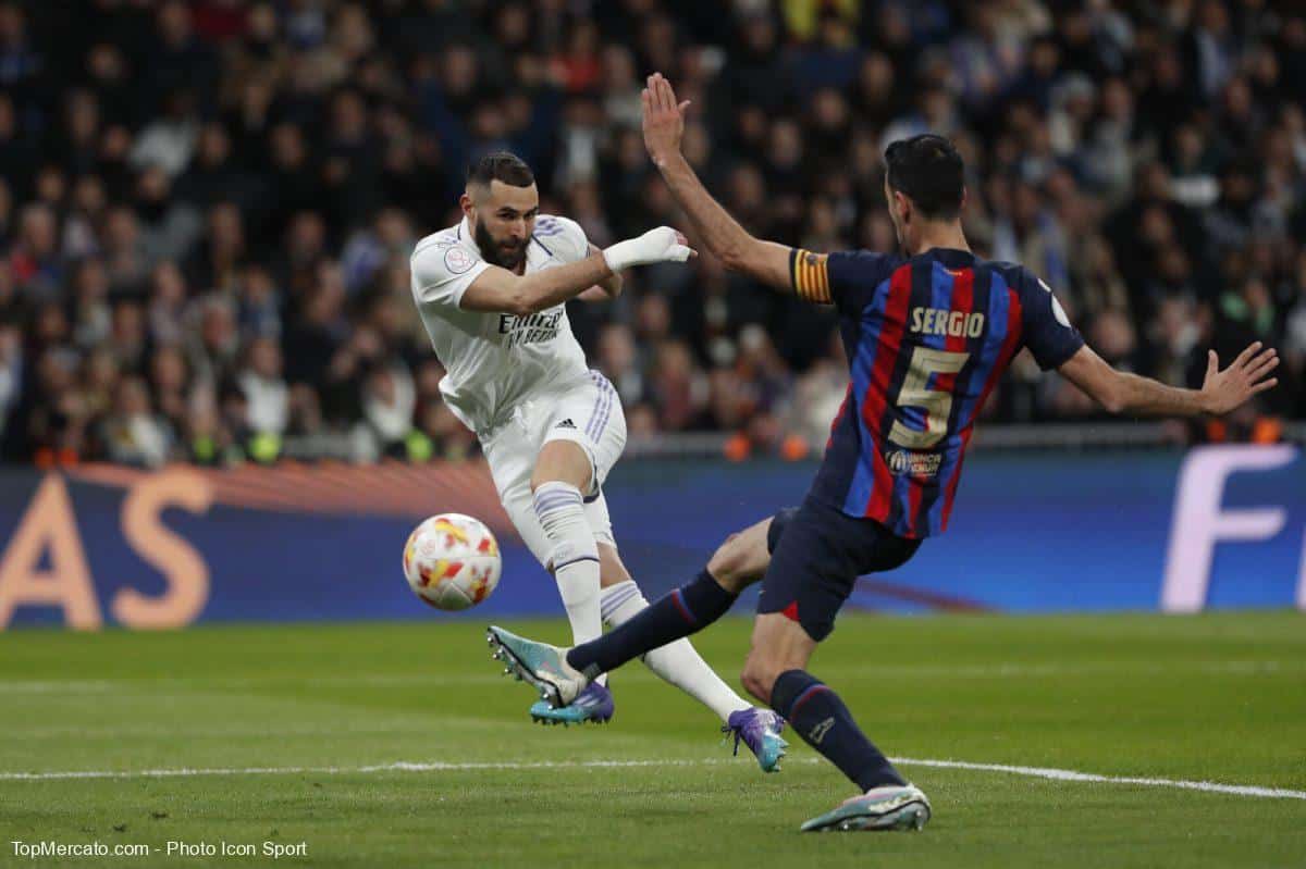 Karim Benzema Sergio Busquets Real Madrid FC Barcelone