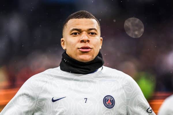 PSG : la position affirmée de Mbappé au Paris