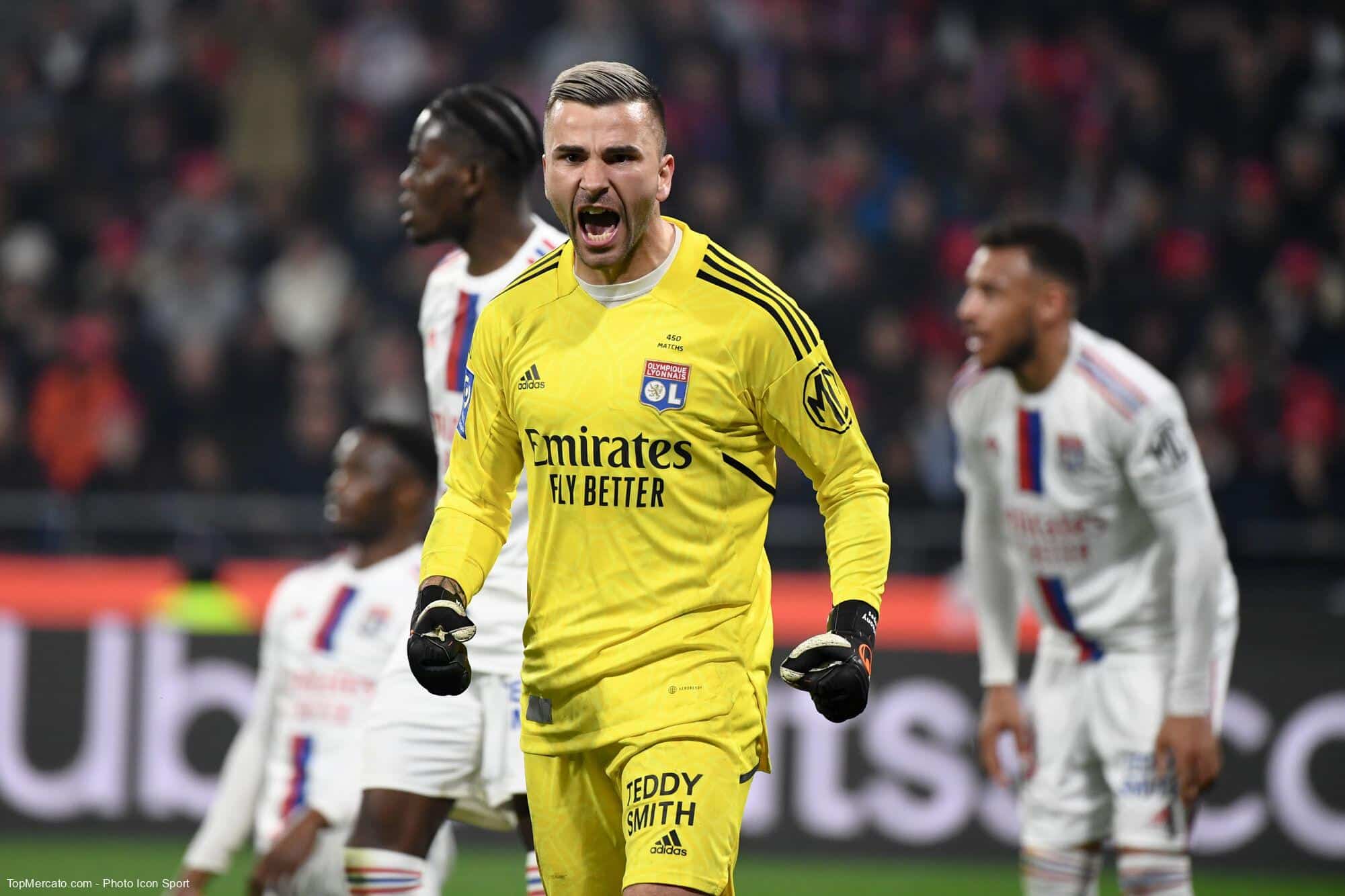 OL : c'était bouillant entre Lopes et les supporters !