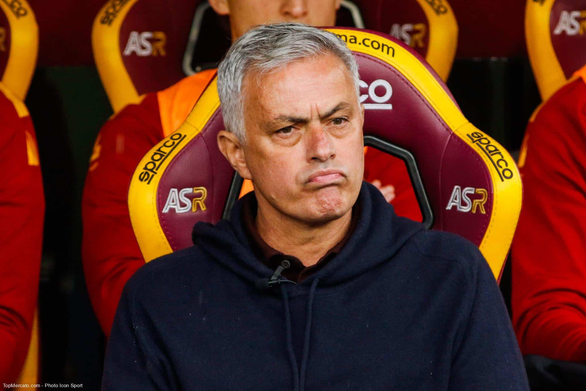 AS Roma : gros indice sur l'avenir de Mourinho, courtisé par le PSG ?