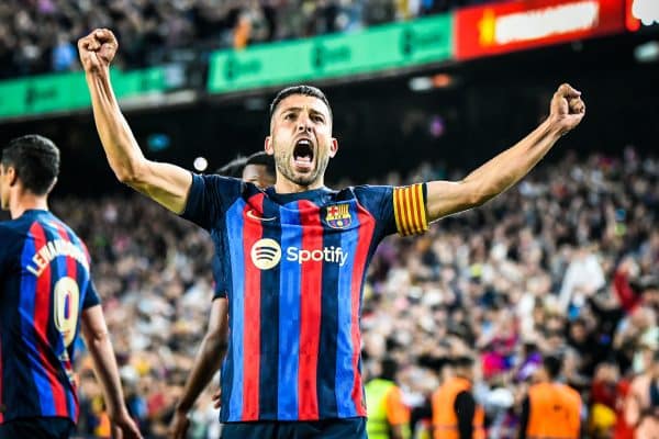 Un ex-barcelonais rejoint Messi et Busquets !