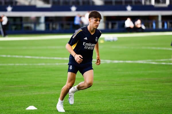 Real Madrid : une offre londonienne de 35 M¬ pour Güler