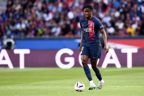 PSG : Bitshiabu justifie son départ