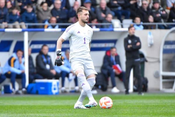 PSG : 5 choses à savoir sur Arnau Tenas, le gardien recruté