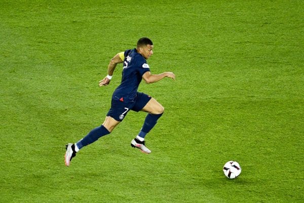 En colère, Mbappé prêt à aller au bras de fer avec le PSG !