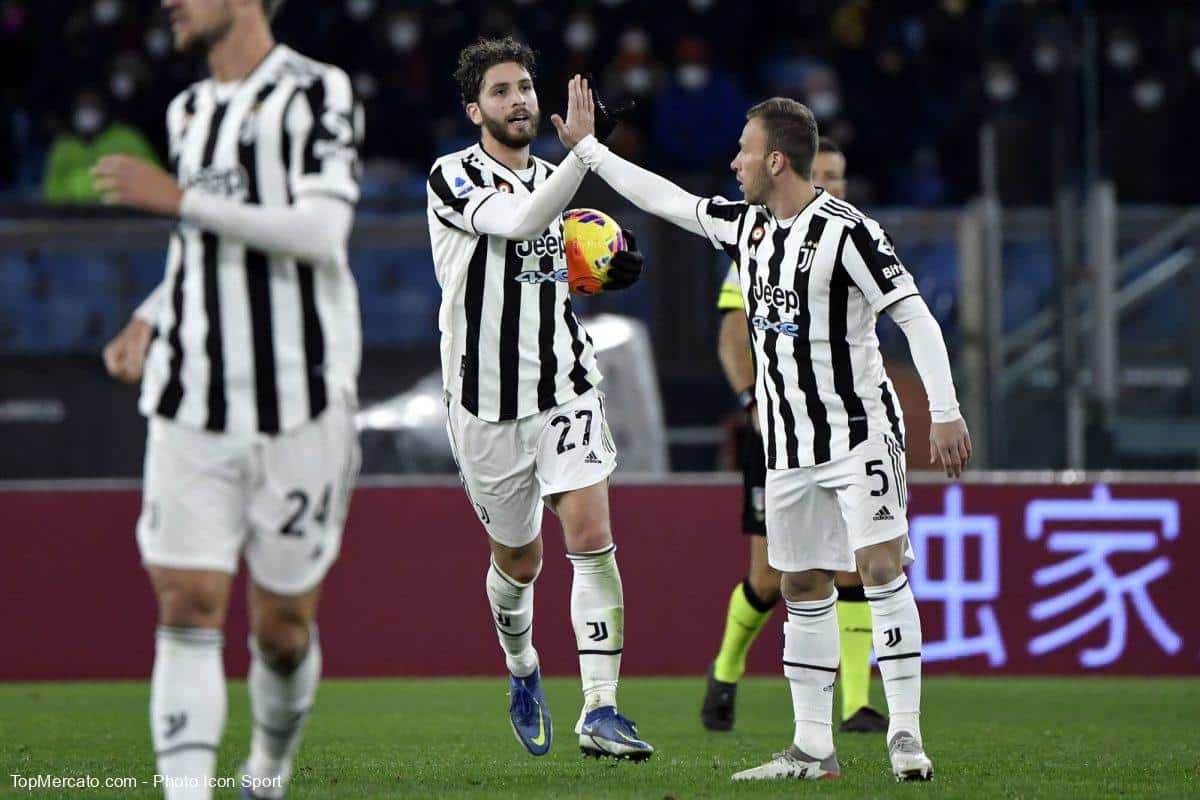 Manuel Locatelli Arthur Melo Juventus
