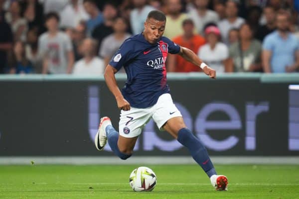 PSG : ça négocie pour la prolongation de Mbappé !