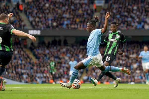 Manchester City : la déclaration d'amour de Guardiola à Doku