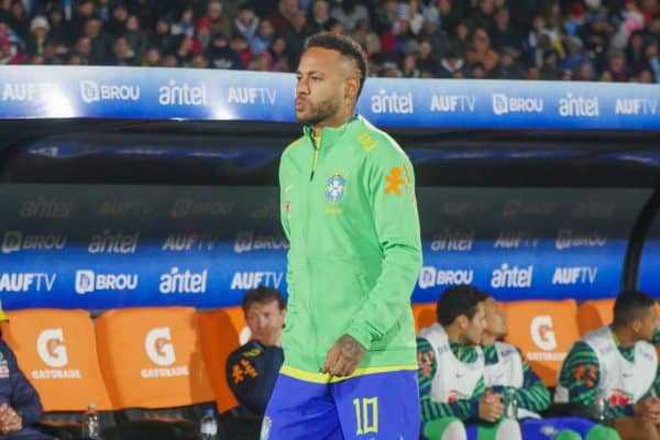 Brésil : en colère, Neymar se lâche sur les haineux