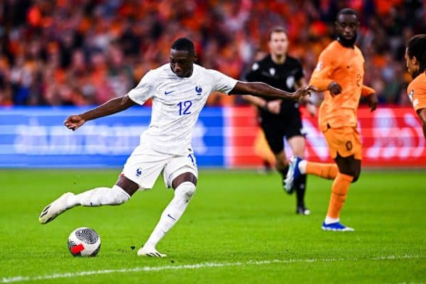 Equipe de France : Deschamps tacle la presse sur Kolo Muani