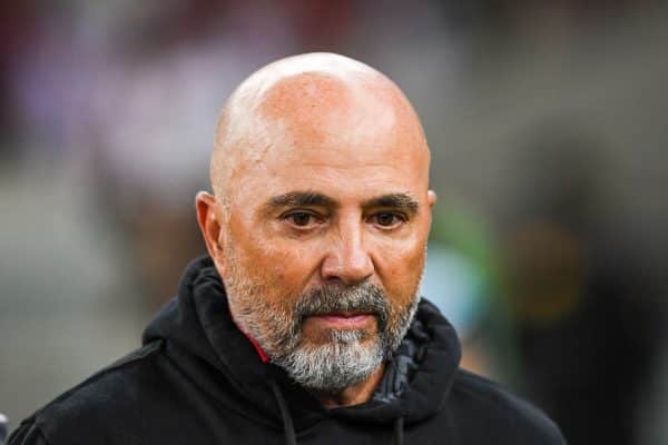 Textor tente encore Sampaoli !