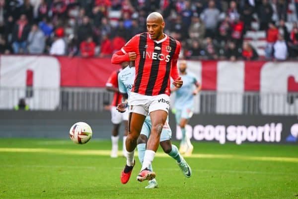 Nice : un dirigeant sort du silence sur le mercato de Todibo