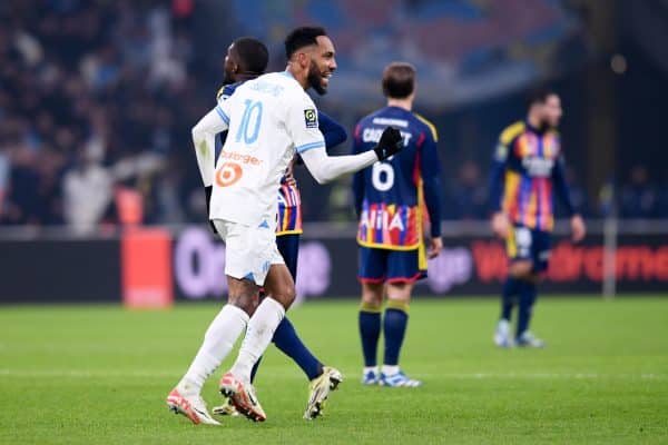 Aubamayeng serial passeur, Lyon ne rugit plus, la bonne formule pour l'OM& Les Tops-Flops d'OM-OL