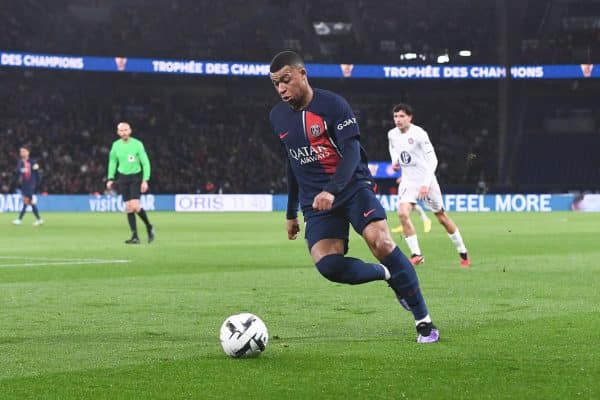 PSG : C'est quoi le rapport ?, Mbappé tacle un journaliste sur son avenir