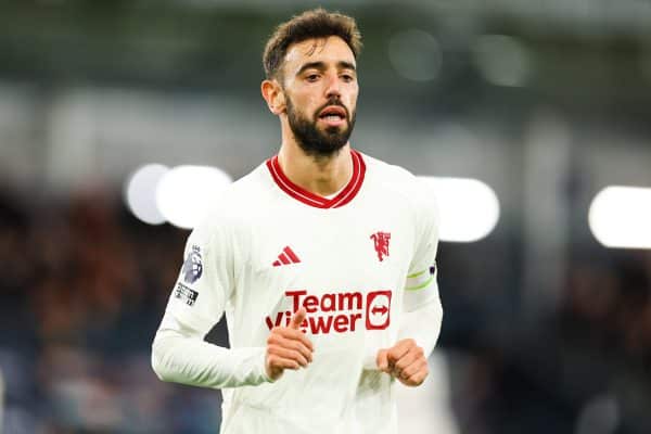 Manchester United : Ten Hag allume un rival sur Bruno Fernandes !