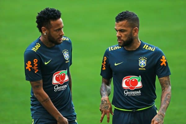 Le clan Neymar a payé pour Dani Alves !