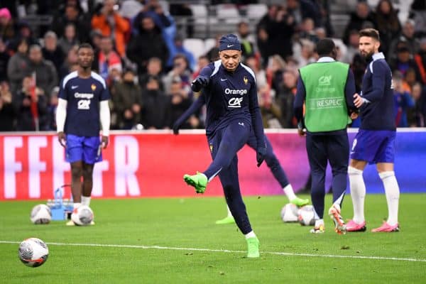 Equipe de France : l'accueil du Vélodrome pour Mbappé