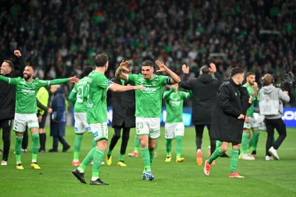 ASSE : exceptionnel, Briançon encense le héros des Verts