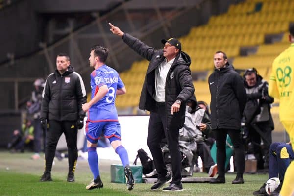 Nantes : j'ai les boules, Kombouaré allume l'arbitre après l'OL !