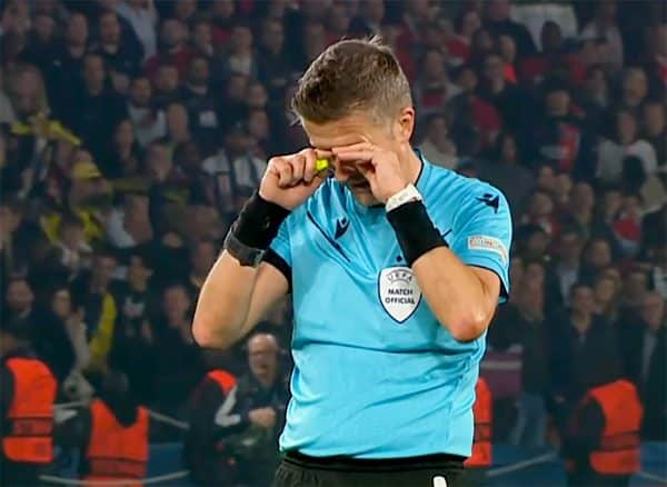 L'arbitre de PSG-Dortmund a fini en larmes !