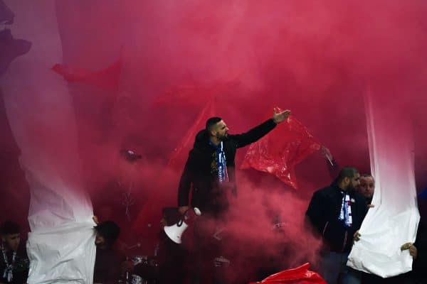 PSG-OL : bagarre entre bus, un péage d'autoroute en feu