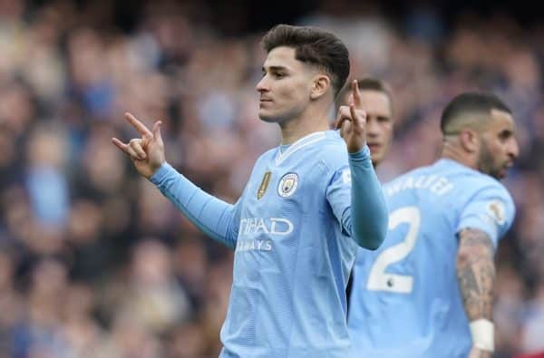 Manchester City : annoncé au PSG, Alvarez lâche une réponse mystérieuse