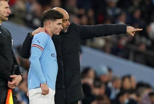 Manchester City : Guardiola répond déjà à Julian Alvarez