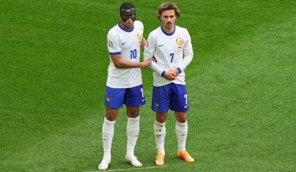 Deux poids, deux mesures chez les Bleus, un ancien dénonce !