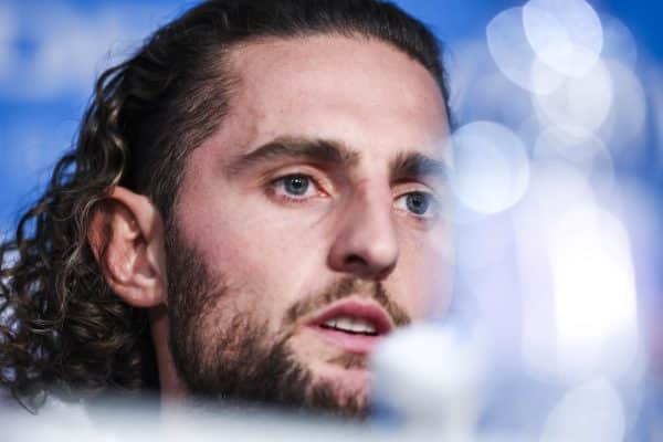OM : Mathieu Valbuena salue les cojones d'Adrien Rabiot