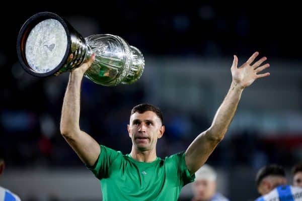 Argentine : incorrigible, Emiliano Martinez a encore frappé !